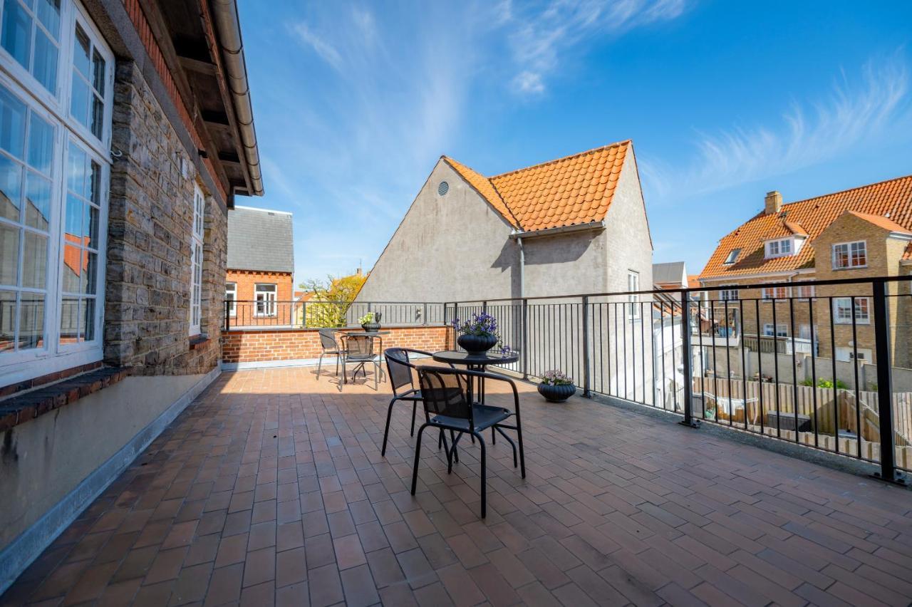 Det Gamle Posthus Hotel Ronne Exterior photo