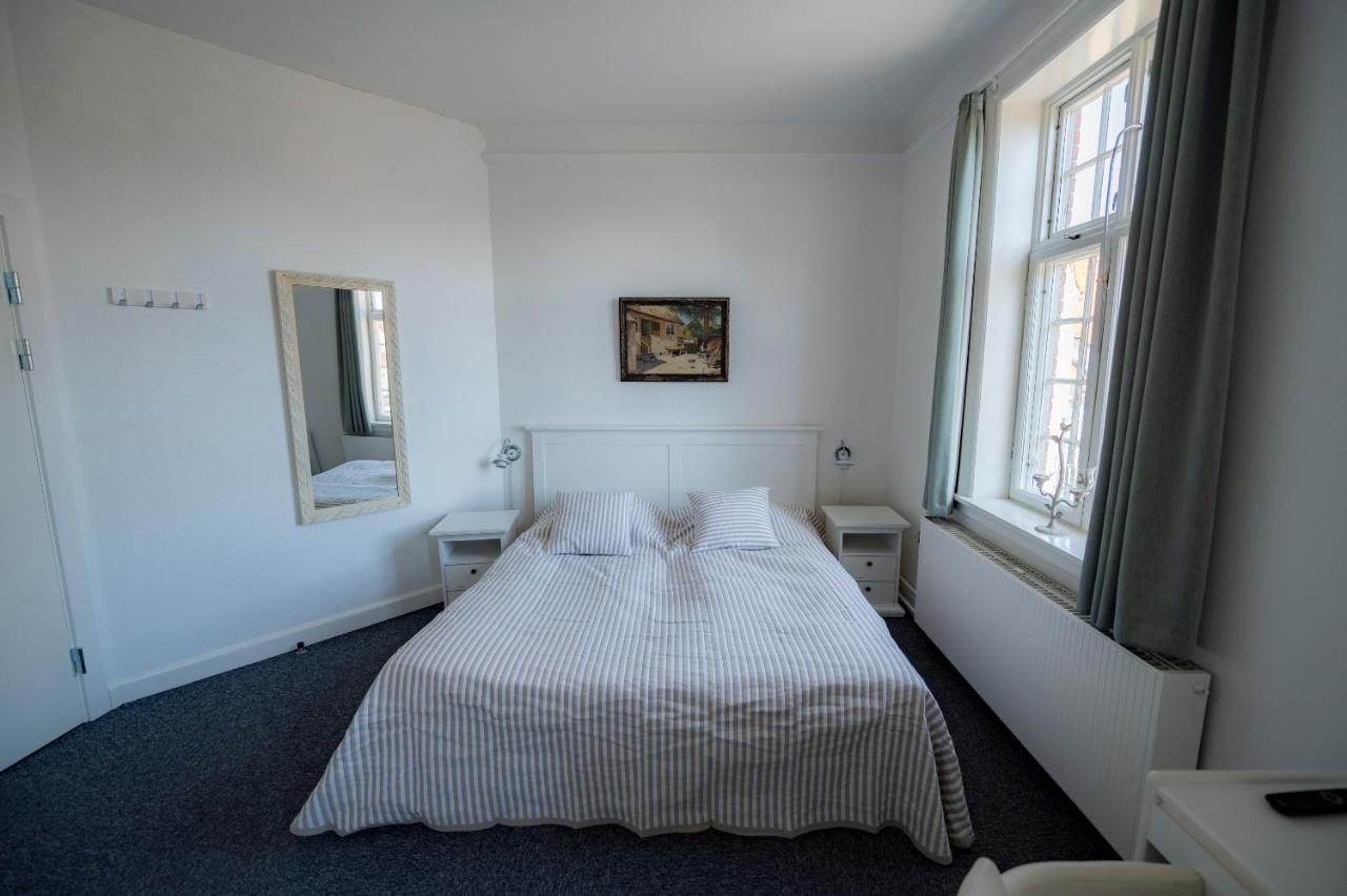 Det Gamle Posthus Hotel Ronne Exterior photo