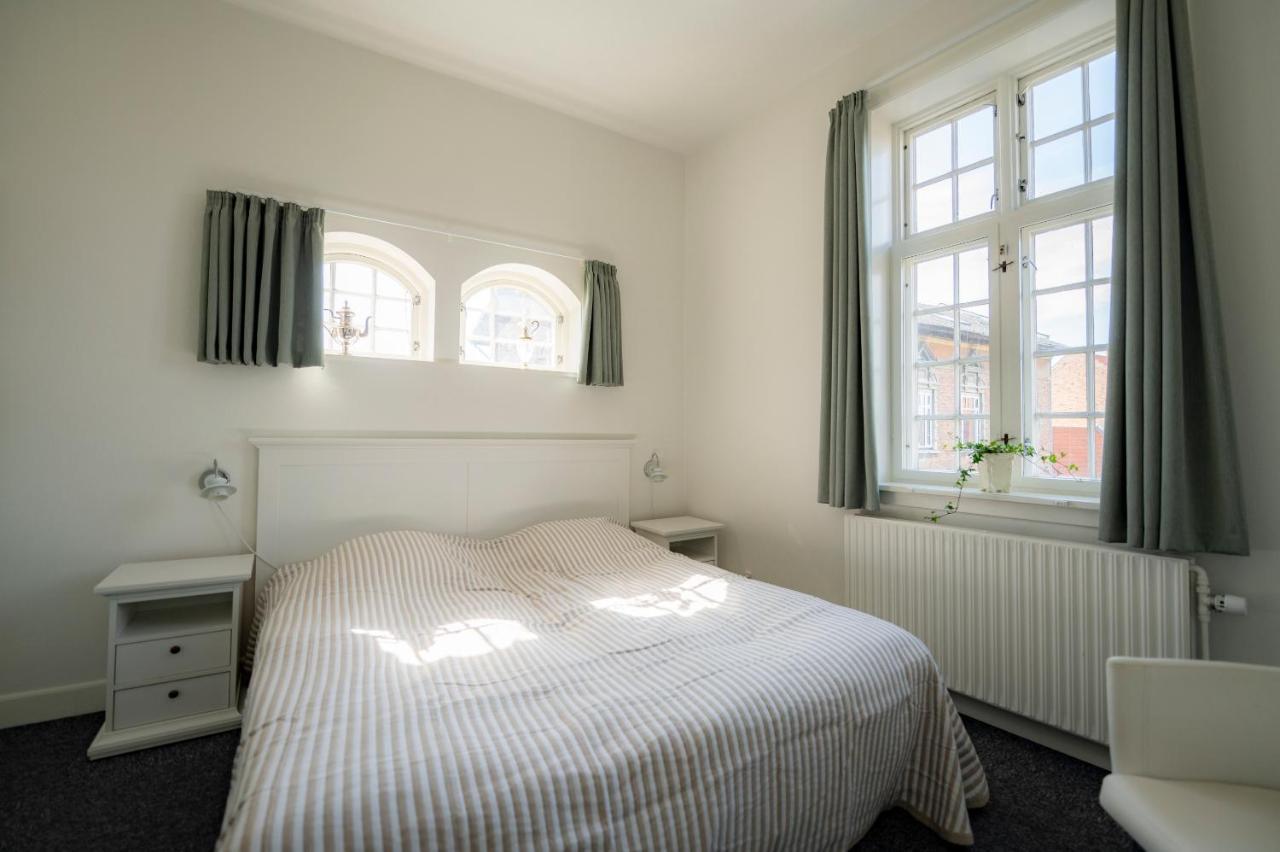 Det Gamle Posthus Hotel Ronne Exterior photo